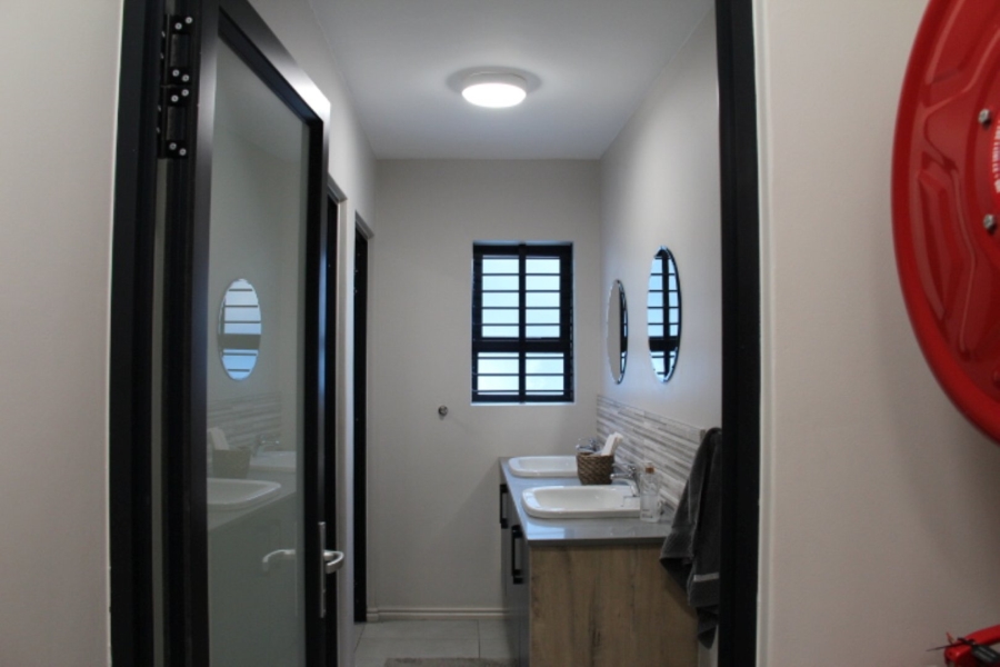 To Let Commercial Property for Rent in George South Western Cape